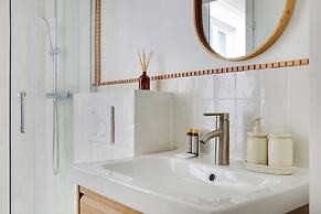 Modern Studio for 2 People