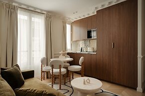 Apartment in Paris for 4 People