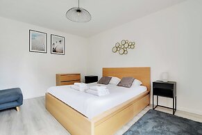 Authentic Apartment - 1br/5p - La Villette