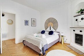Classy Appartment - Arc de Triomphe