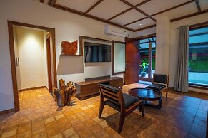 Pleasant Tree Hotels