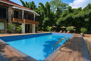 Pleasant Tree Hotels