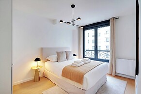 Sleek & Refined Apartment - Levallois-perret