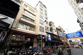 Collection O Madam Cuc Bui Vien Hotel