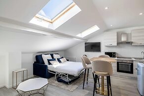 Renovated Studio - Cannes Center - Bright