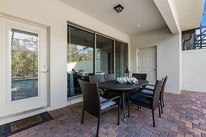 Luxury 5bdr House w Pool - 8863