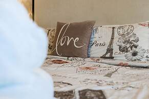 Luxury 5bdr House w Pool - 8863