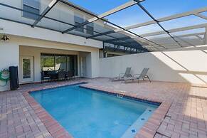 Luxury 5bdr House w Pool - 8863