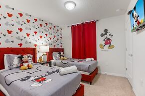 Luxury 5bdr House w Pool - 8863