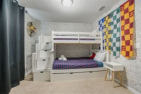 Luxury 5bdr House w Pool - 8863