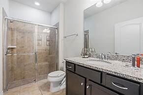 Luxury 5bdr House w Pool - 8863