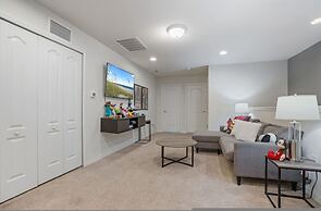 Luxury 5bdr House w Pool - 8863