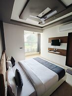 Kohinoor Hotel and Resort