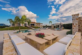 An Idyllic Hideaway Villa Shangri-la Zakynthos