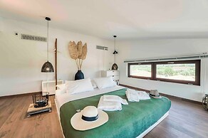 An Idyllic Hideaway Villa Shangri-la Zakynthos