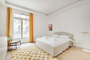 Chic Flat With Garden Terrace -4br/12p - Trocadero
