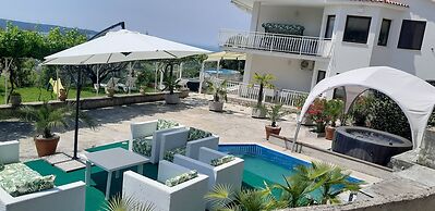 Apartments Milok