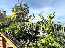 BAKERY HOTEL SHIRAHAMA