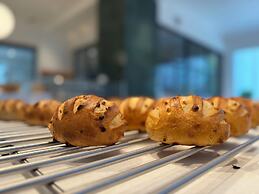 BAKERY HOTEL SHIRAHAMA