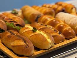 BAKERY HOTEL SHIRAHAMA