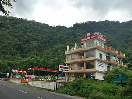 Sapphero Chanakya Resort