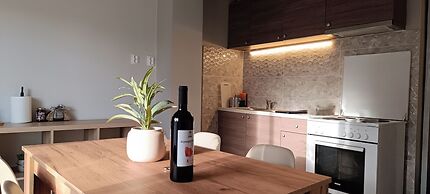 Eternal Acropolis Suites