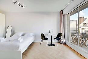 Elegant Studio Near Trocadero