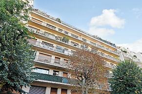 Elegant Studio Near Trocadero