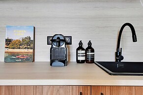 Modern Apt -1br/4p - View Eiffel Tower / Passy