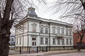 Roze Kūrmājas Residence