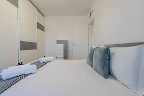 Luxury Apartment In Olbia - Terrazza & Cinema