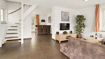 Nice Holiday Home With Sauna Near a Lake
