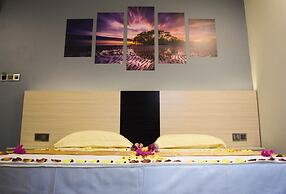 Dhiffushi Tourist Hotel