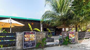 Dhiffushi Tourist Hotel