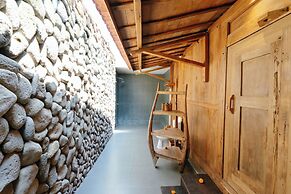 Seseh Beach Retreat Villas