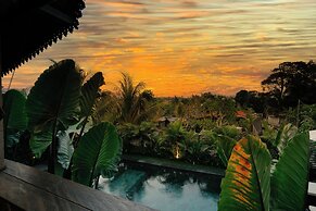 Seseh Beach Retreat Villas