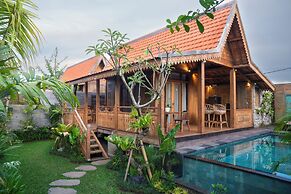 Seseh Beach Retreat Villas