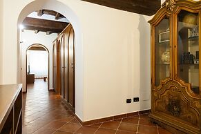 Domus Lxvii Monti in Rome