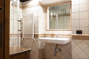 Domus Lxvii Monti in Rome