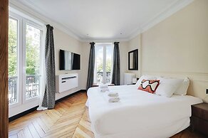 Charming apt - 2br/6p - Ternes/ Arc de Triomphe