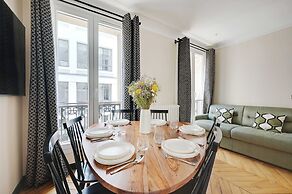 Charming apt - 2br/6p - Ternes/ Arc de Triomphe
