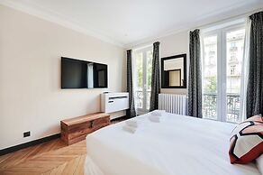 Charming apt - 2br/6p - Ternes/ Arc de Triomphe