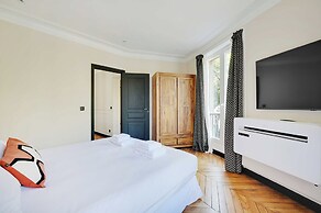 Charming apt - 2br/6p - Ternes/ Arc de Triomphe