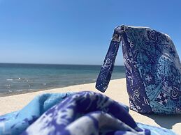 Room in B&B - Suitebeach bnb and Resort