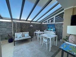 Room in B&B - Suitebeach bnb and Resort