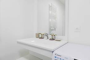 Classy Apartment - Flea Market