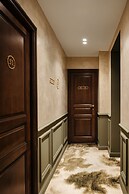 Leon Hotel-pigalle/suite-44
