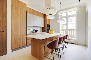 Luxury Apt With AC - 4bd/8p - Etoile/victor Hugo