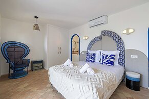 Charming Flat in a Provencal Villa - 2p