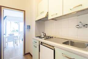 Charming Apartment in a Great Location